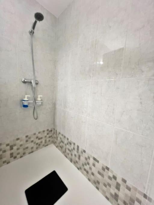 Magnifico Apartamento En El Centro De 丰希罗拉 外观 照片