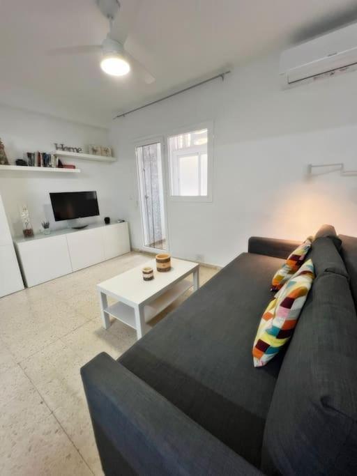Magnifico Apartamento En El Centro De 丰希罗拉 外观 照片