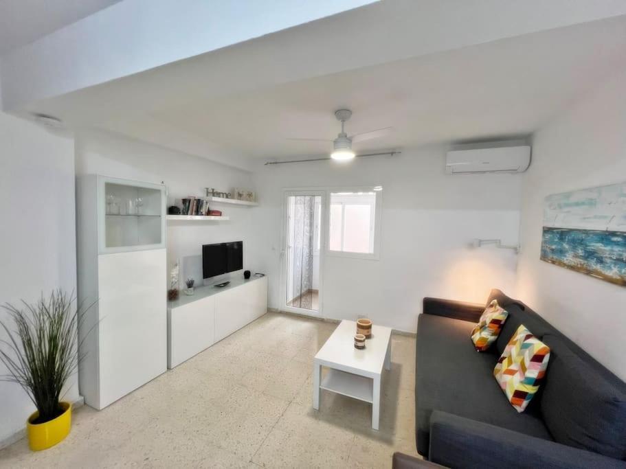 Magnifico Apartamento En El Centro De 丰希罗拉 外观 照片