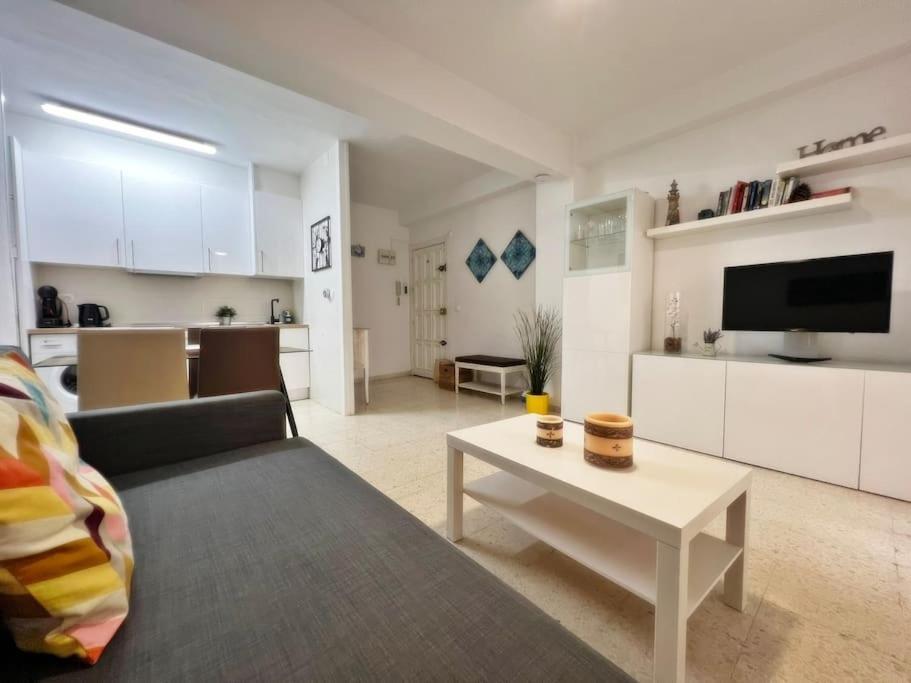 Magnifico Apartamento En El Centro De 丰希罗拉 外观 照片